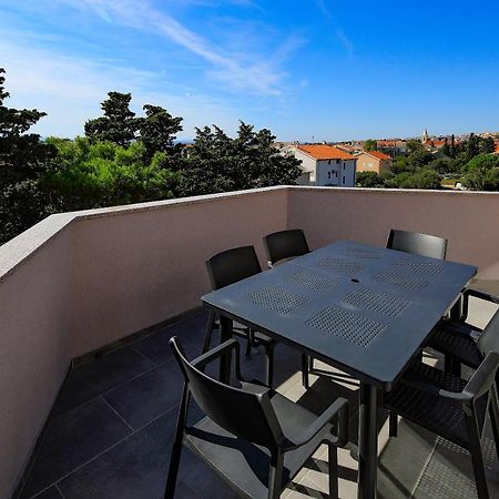Apartments Lola Novaglia Esterno foto